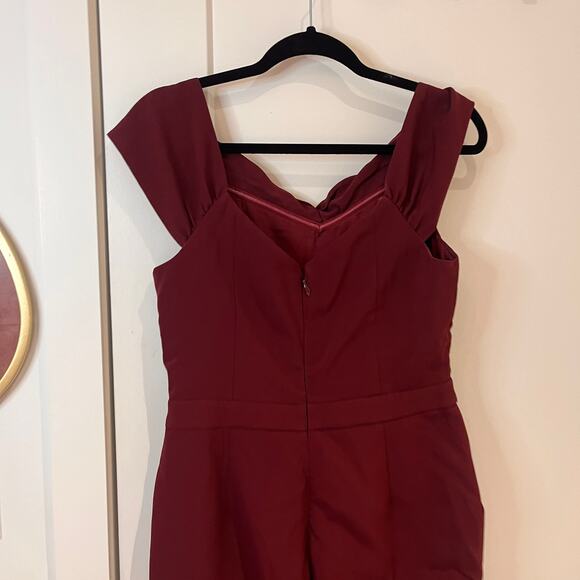 Adelyn Rae Burgundy Off the shoulder Karlie jumpsuit Size Medium - Picture 4 of 10